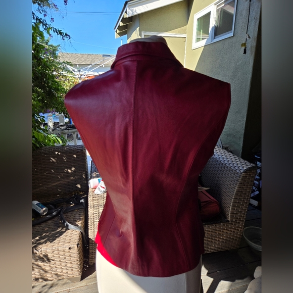 Mark Alan Genuine Red Leather Zip Front Vest – Size Medium - Picture 4 of 8